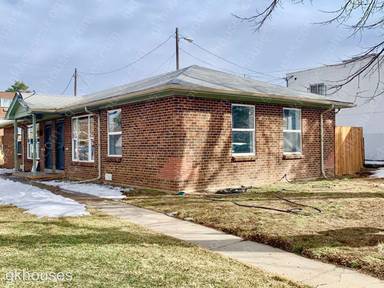 Main picture of 1412 Joliet St