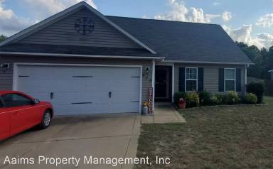 Main picture of 270 Maria Dr