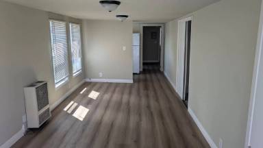 Main picture of 134 W 118th Pl
