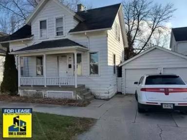 Main picture of 727 Alabama Ave