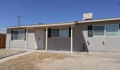 Main picture of 600 Elm Dr