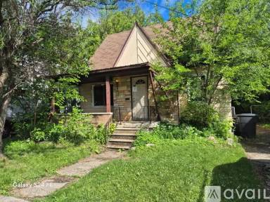 Main picture of 2610 Swayze St