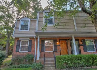 Main picture of 5506 Country Dr