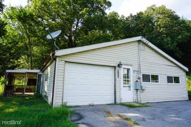 Main picture of 1186 Louisville Hwy