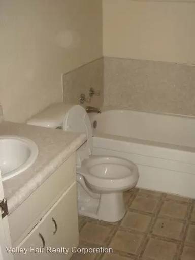 Main picture of 1857 Park Cir