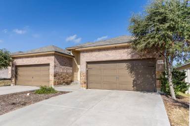 Main picture of 283 Joanne Loop