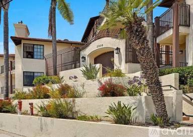 Main picture of 2828 Famosa Blvd