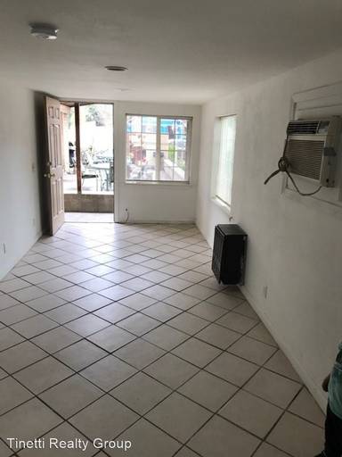 Main picture of 20A E Main St