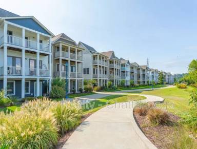 Main picture of 684 Mariner Way