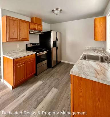 Main picture of 1104 Swan Ave