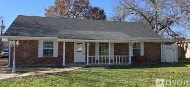 Main picture of 2819 Elliott St