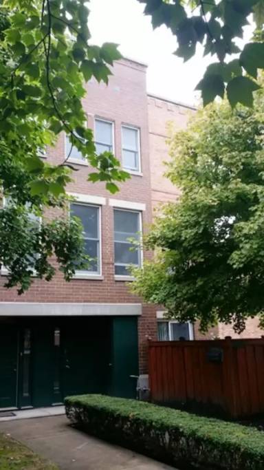 Main picture of 7241 Franklin St