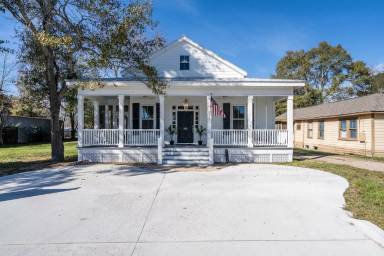 Main picture of 522 James St