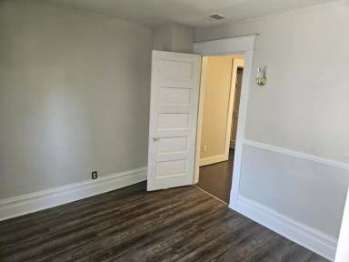 Main picture of 2215 Francis Ave SE