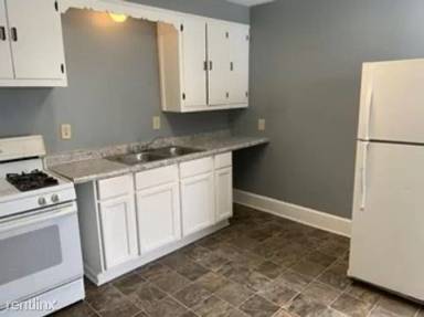 Main picture of 209 Eastern Ave