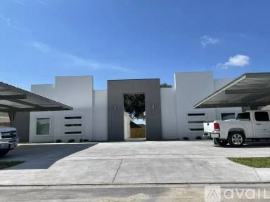 Main picture of W Heritage Dr