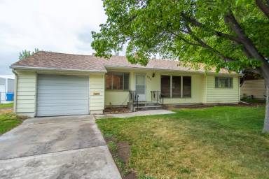 Main picture of 255 Sorenson Ave