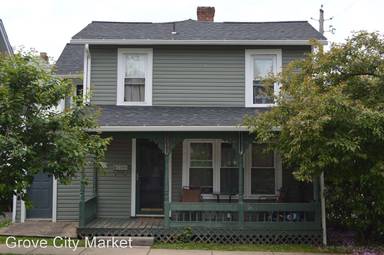 Main picture of 301 Elm St