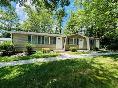 Main picture of 305 Turner St NE