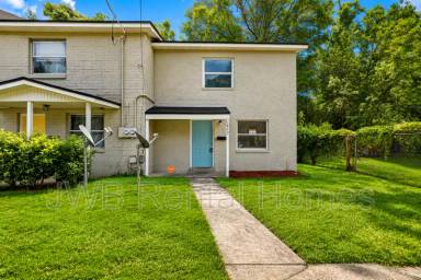 Main picture of 1842 Broadway Ave