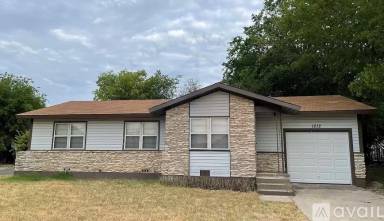 Main picture of 1212 S 15th St