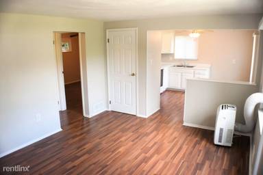 Main picture of 162 Pointview Rd