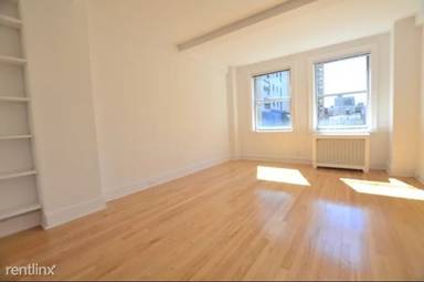Main picture of 155 East 38th Street Condos