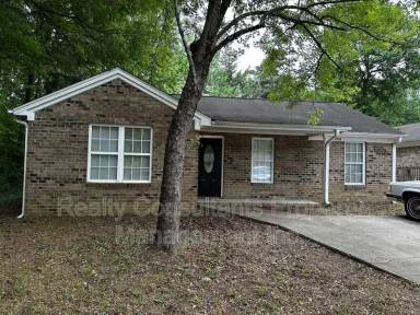 Main picture of 2318 Purdy Ave
