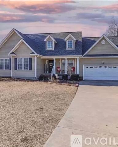 Main picture of 103 Carlyle Ct