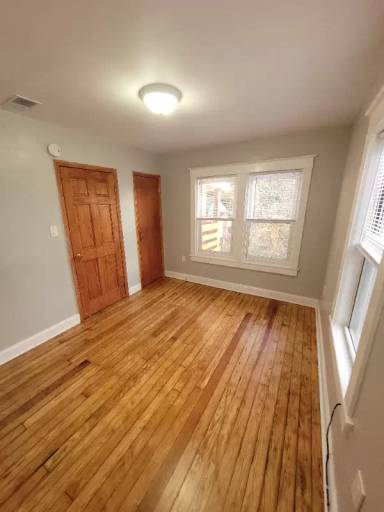 Main picture of 14 Garfield Ave