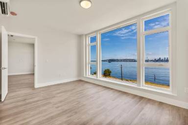 Main picture of 1709 Harbor Ave SW