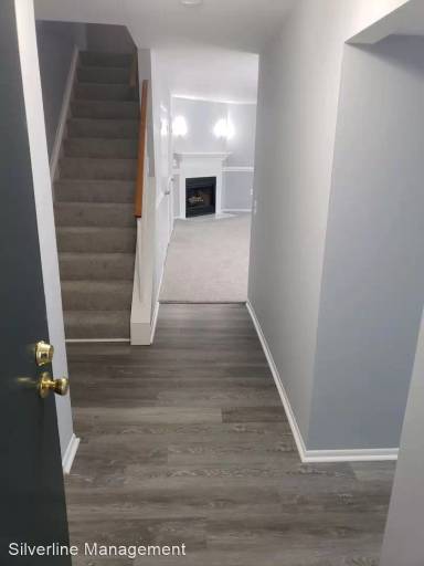 Main picture of 6909 Jones View Dr