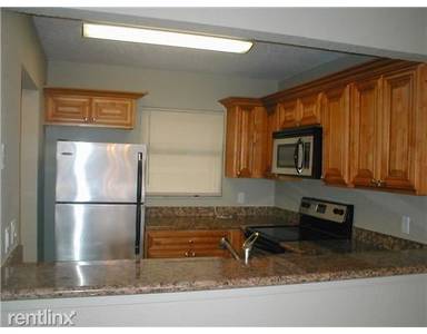 Main picture of 1540 Lake Crystal Dr