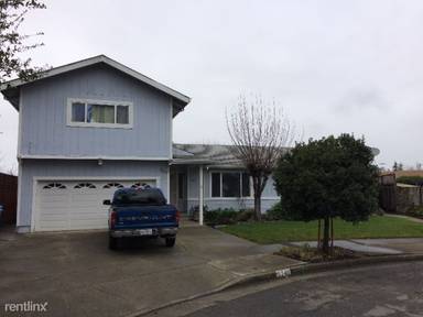Main picture of 2340 Wyatt Ct