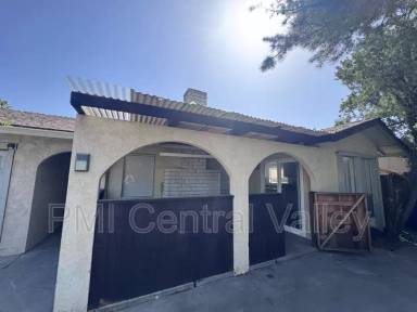 Main picture of 3016 Tully Rd