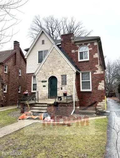 Main picture of 4830 Grayton St