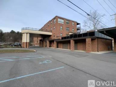Main picture of 1740 Chestnut St