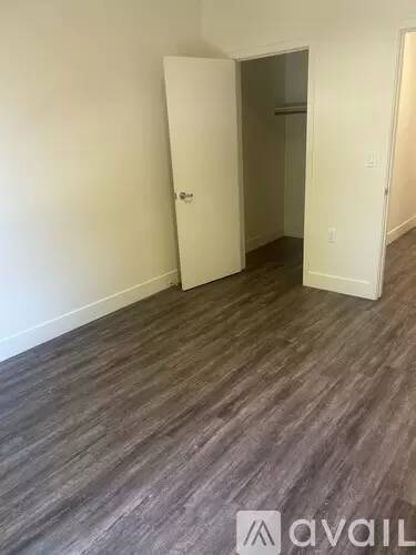 Main picture of 401 Derby Ave