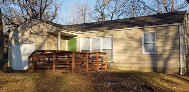 Main picture of 2727 N 61st Ter