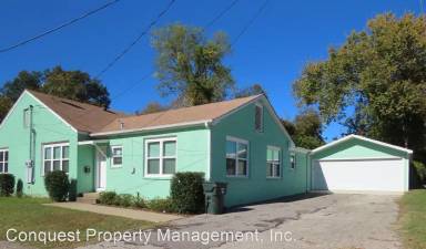 Main picture of 818 S Bois D Arc Ave