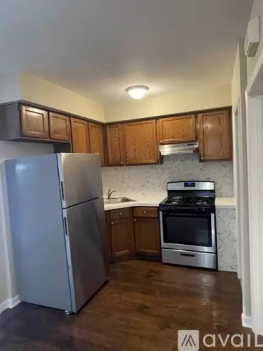 Main picture of 102 Robin Rd