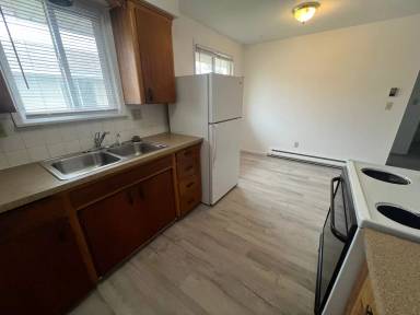 Main picture of 2925 E Decatur Ave