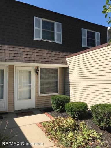 Main picture of 13856 Oakbrook Dr