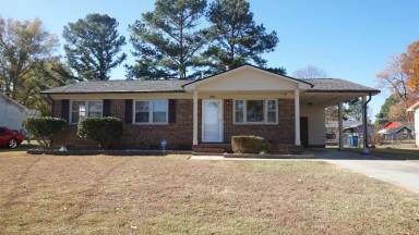 Main picture of 6309 Lynette Cir