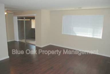 Main picture of 1245 Esplanade