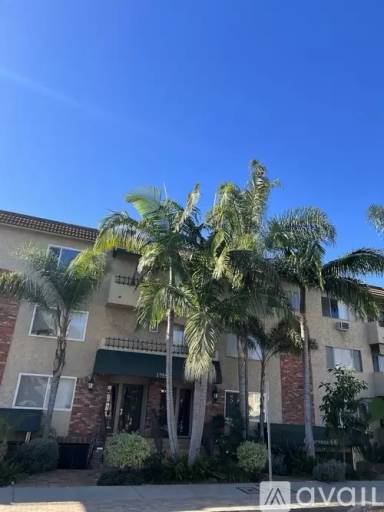 Main picture of 1755 Purdue Ave