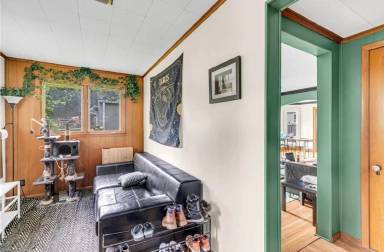 Main picture of 2921 Zenith Ave N