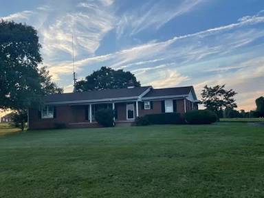 Main picture of 5241 Germantown Rd