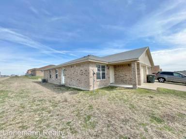 Main picture of 4110 Primrose Dr