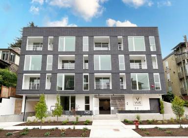 Main picture of 740 Harvard Ave E